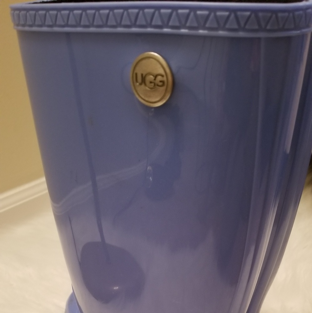 Ugg Rain boot - Picture 3 of 6